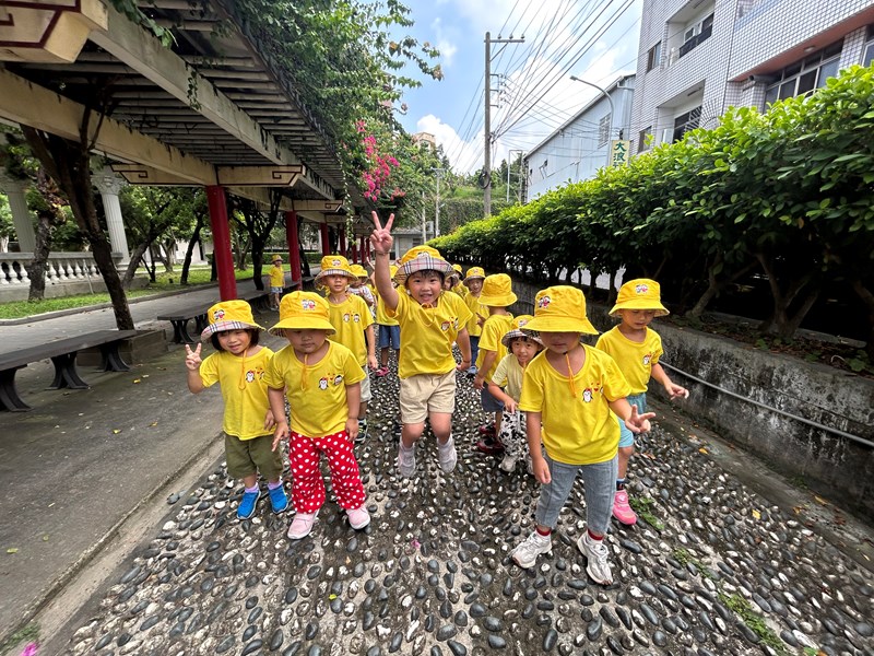 公園石頭~腳底按摩