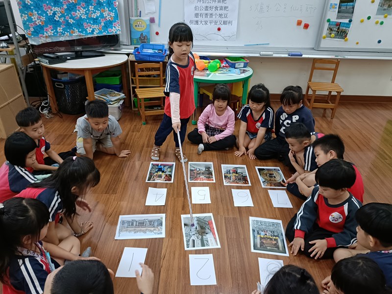 認識巧聖仙師廟-用客語說明圖卡的內容意義