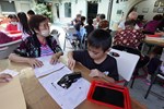 塗上黑色顏料蓋印畫 1