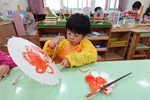 孩子彩繪過程 (1)