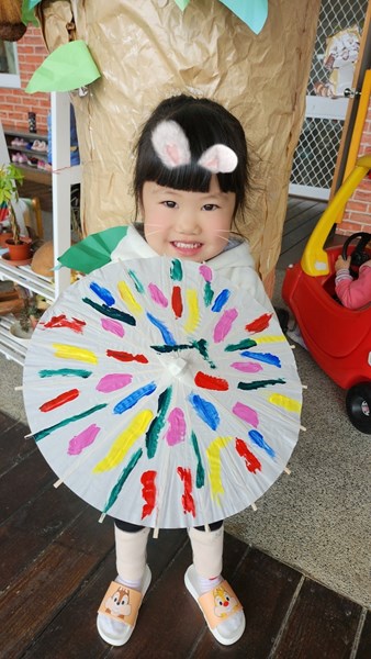 漂亮線條紙傘