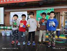 我們手上有五色球