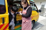 注意安全守秩序排隊下車