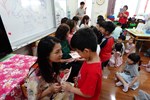 媽咪~我會乖乖聽話呦