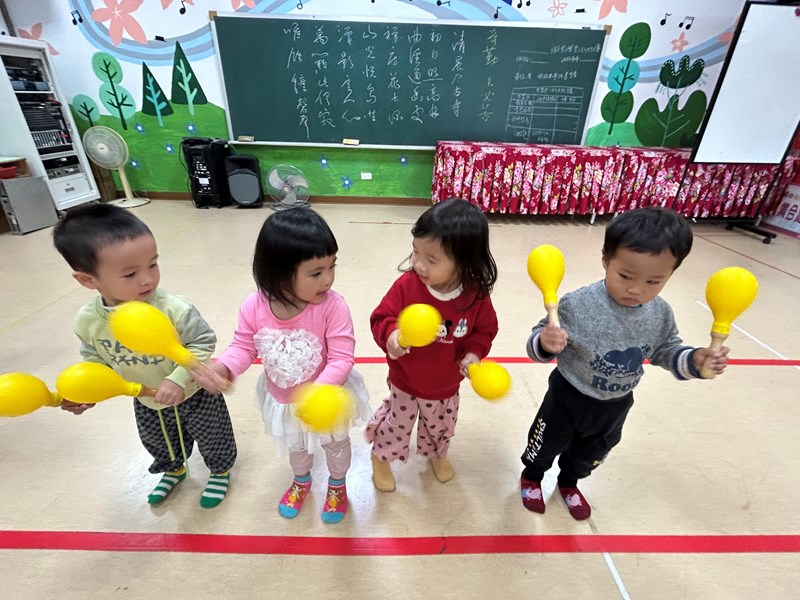 樂器遊戲-下大雨(用力搖)