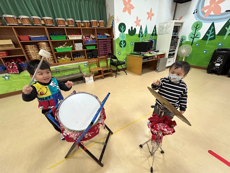 樂器遊戲-雷聲(大聲敲)