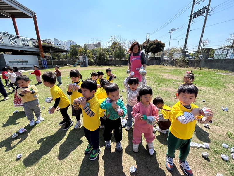 小企鵝準備好丟炮城