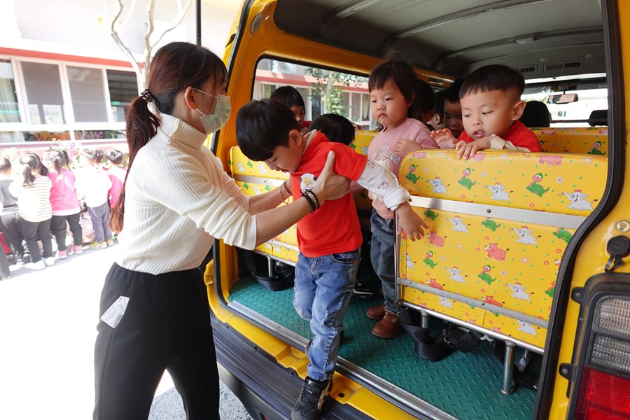 安全門逃生演練