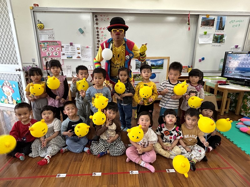 紀錄兒童節魔術師合影