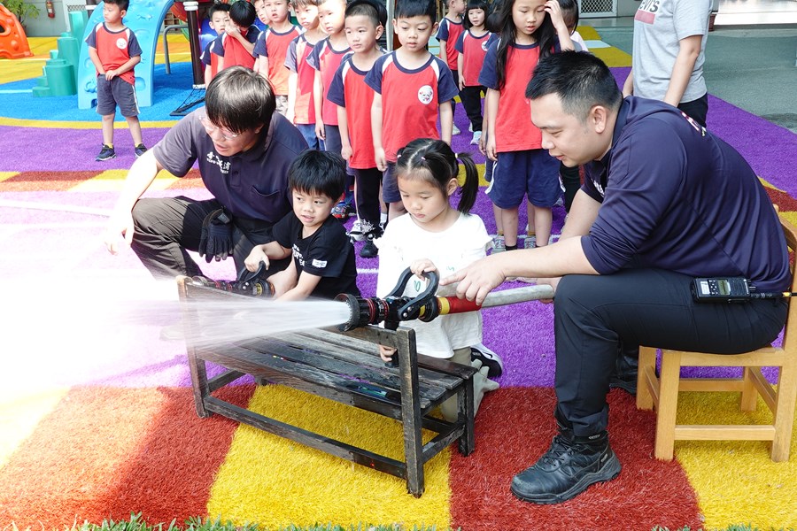 我們會使用灑水滅火