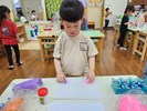 用黏土壓小水果