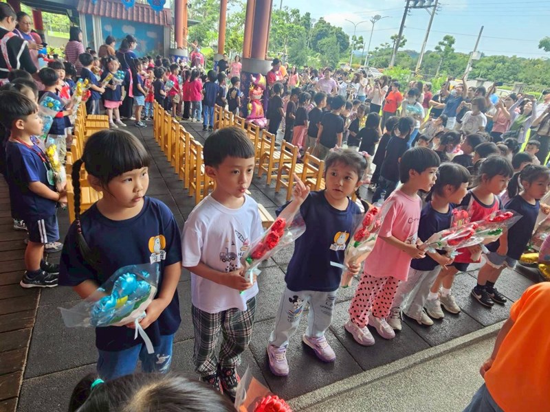 唱歌給媽咪聽