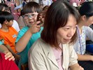 幫媽媽刮痧