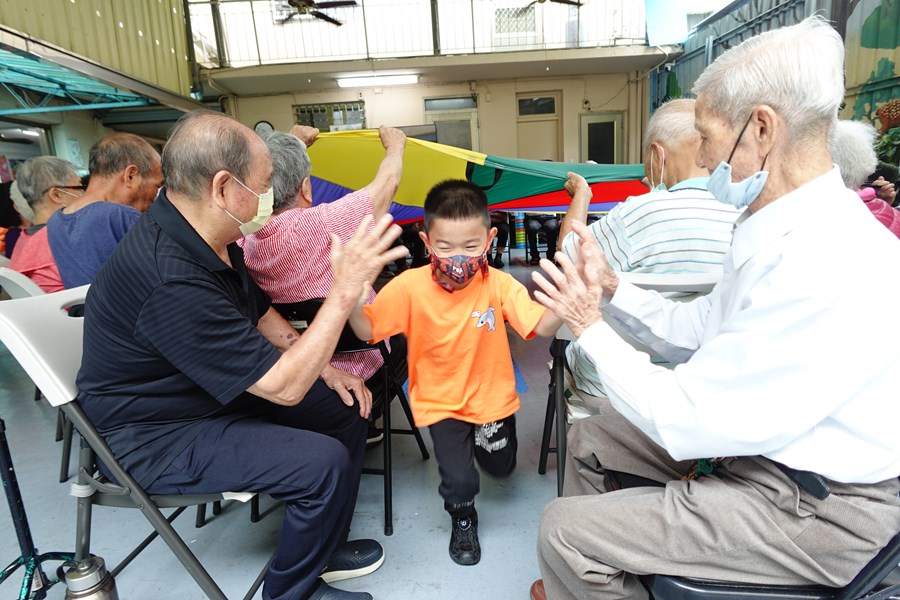 音樂遊戲 (2)