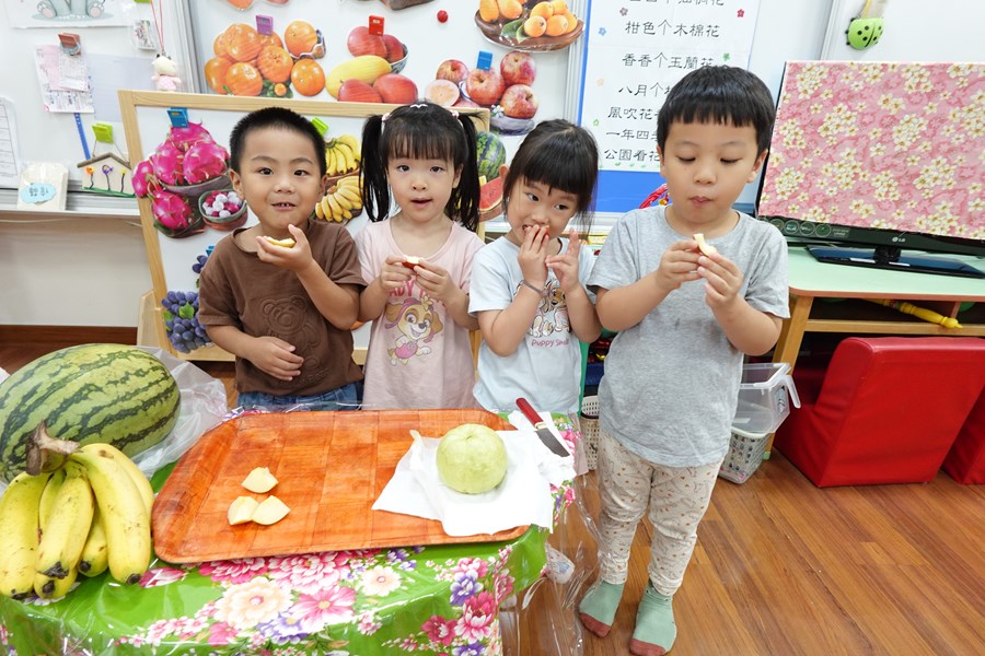 品嘗蘋果